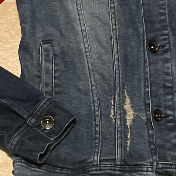 8ighth dstrkt denim button up distressed embroidered jean jacket - Picture 3 of 14